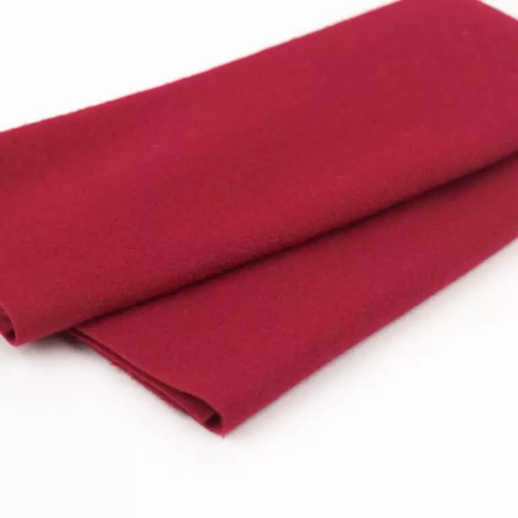 Merino Wool LN42 Holly Berry